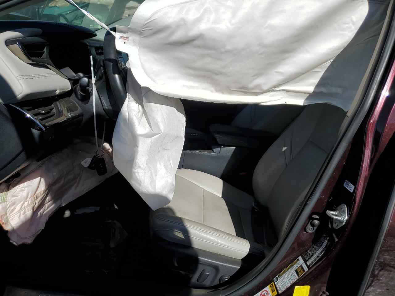 2015 Toyota Avalon - Image 7