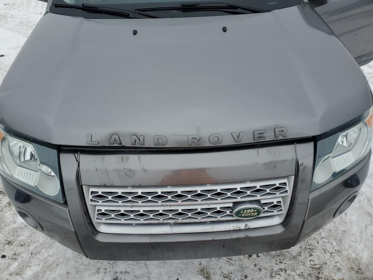 2008 Land Rover LR2 - Image 12