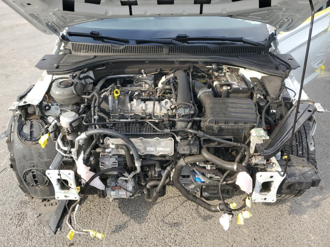 2019 Volkswagen Jetta - Image 11