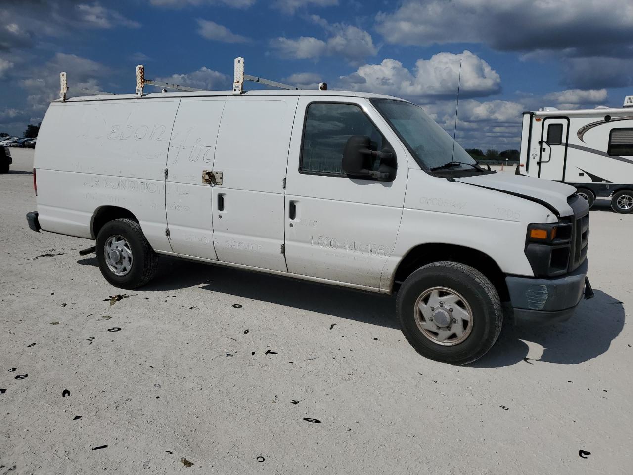 2012 Ford Econoline - Image 4