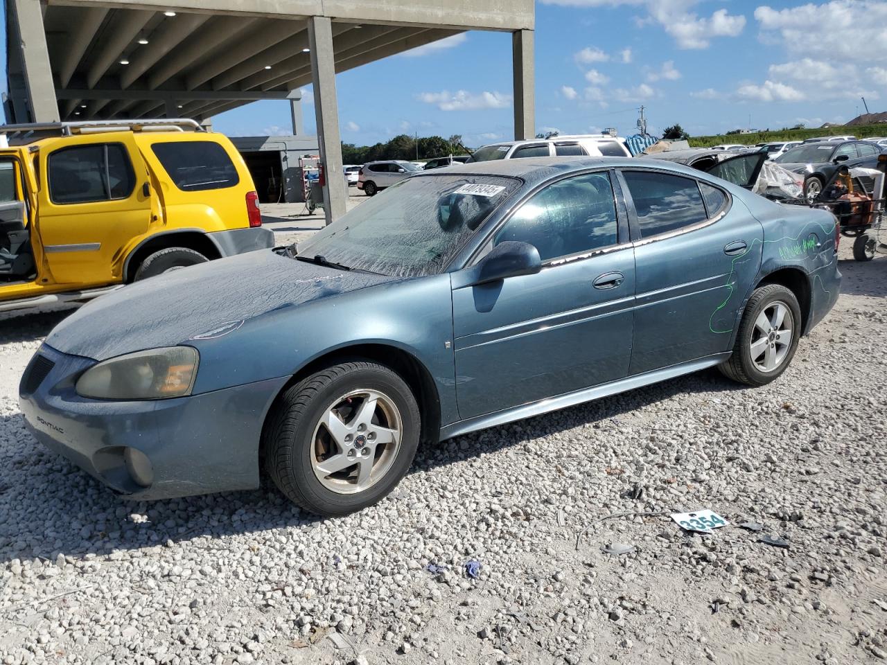 2006 Pontiac Grand Prix - Image 1
