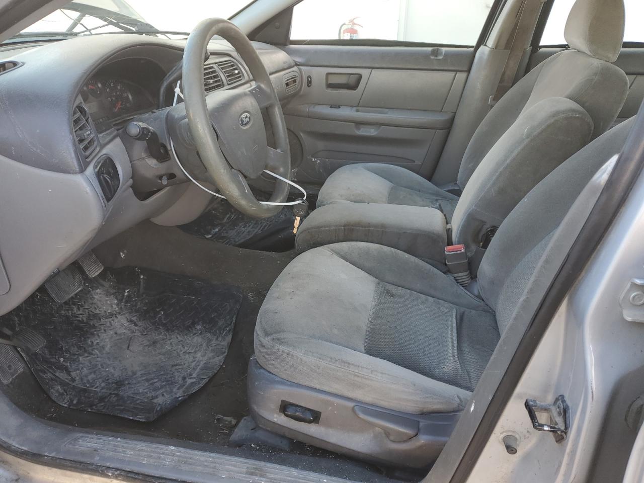 2006 Ford Taurus - Image 7