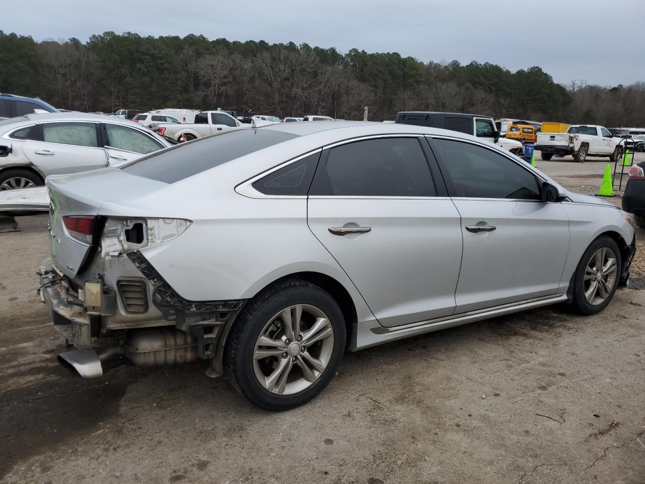 2018 Hyundai Sonata - Image 3
