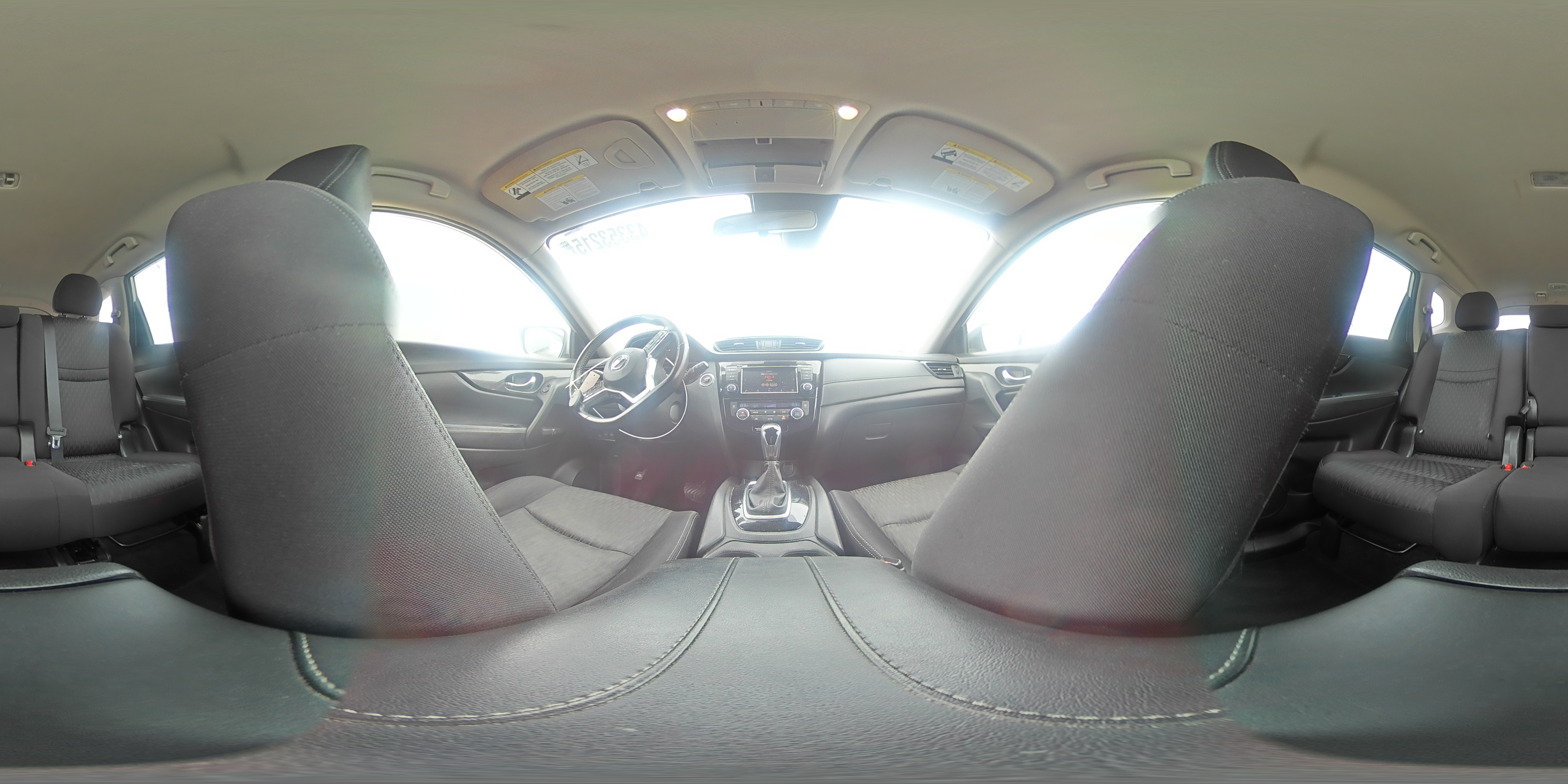 2019 Nissan Rogue - Image 14