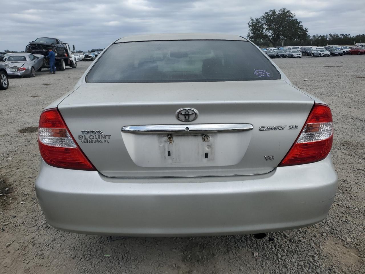 2004 Toyota Camry - Image 6