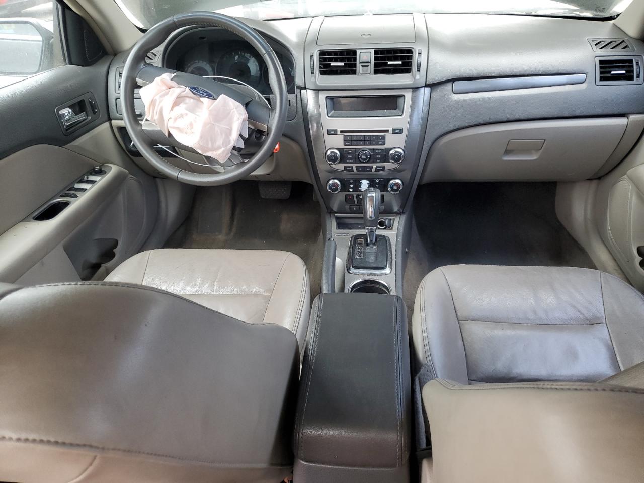 2010 Ford Fusion - Image 8