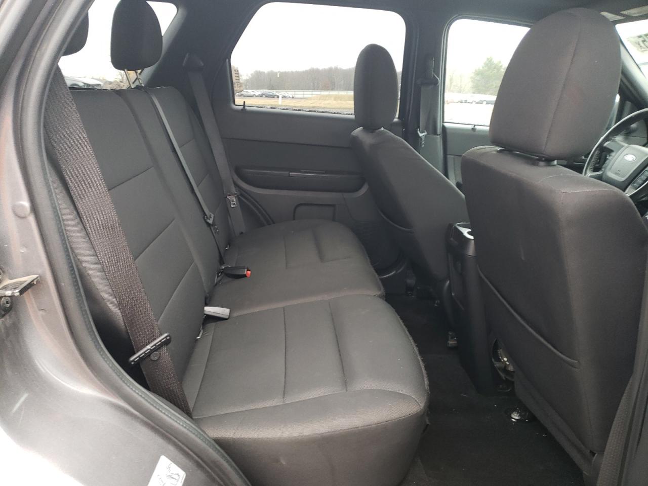 2012 Ford Escape - Image 11