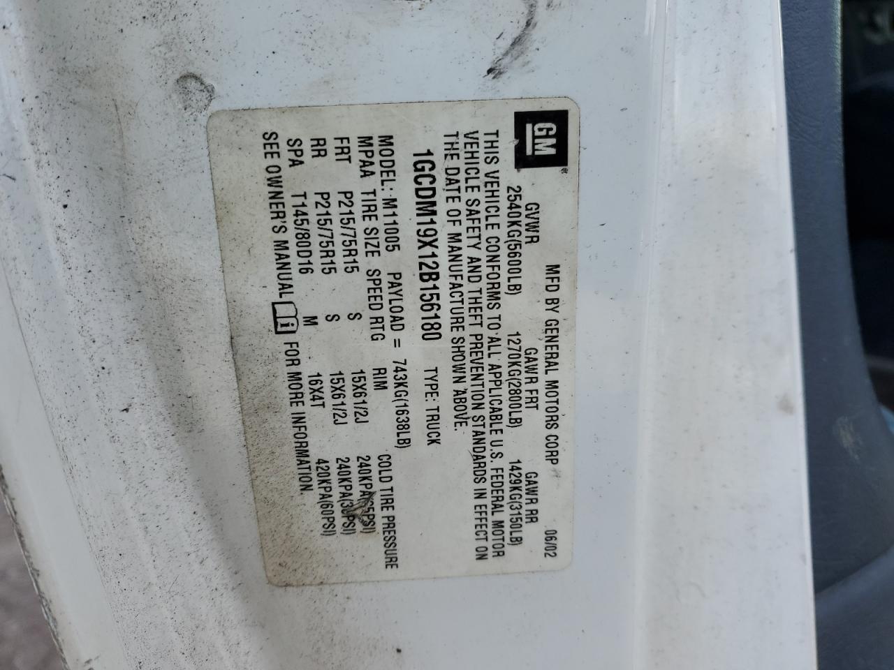2002 Chevrolet Astro - Image 13
