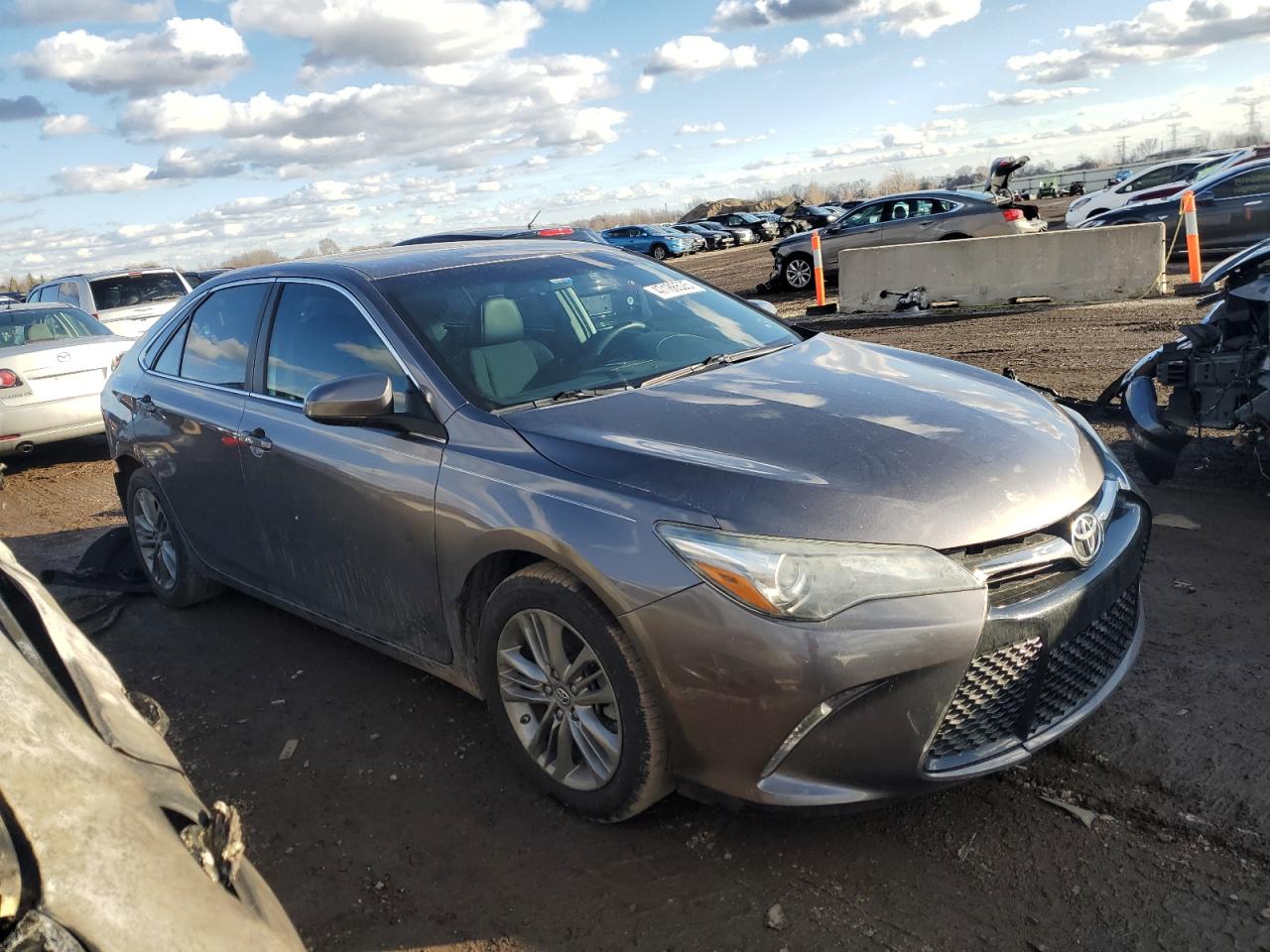 2016 Toyota Camry - Image 4
