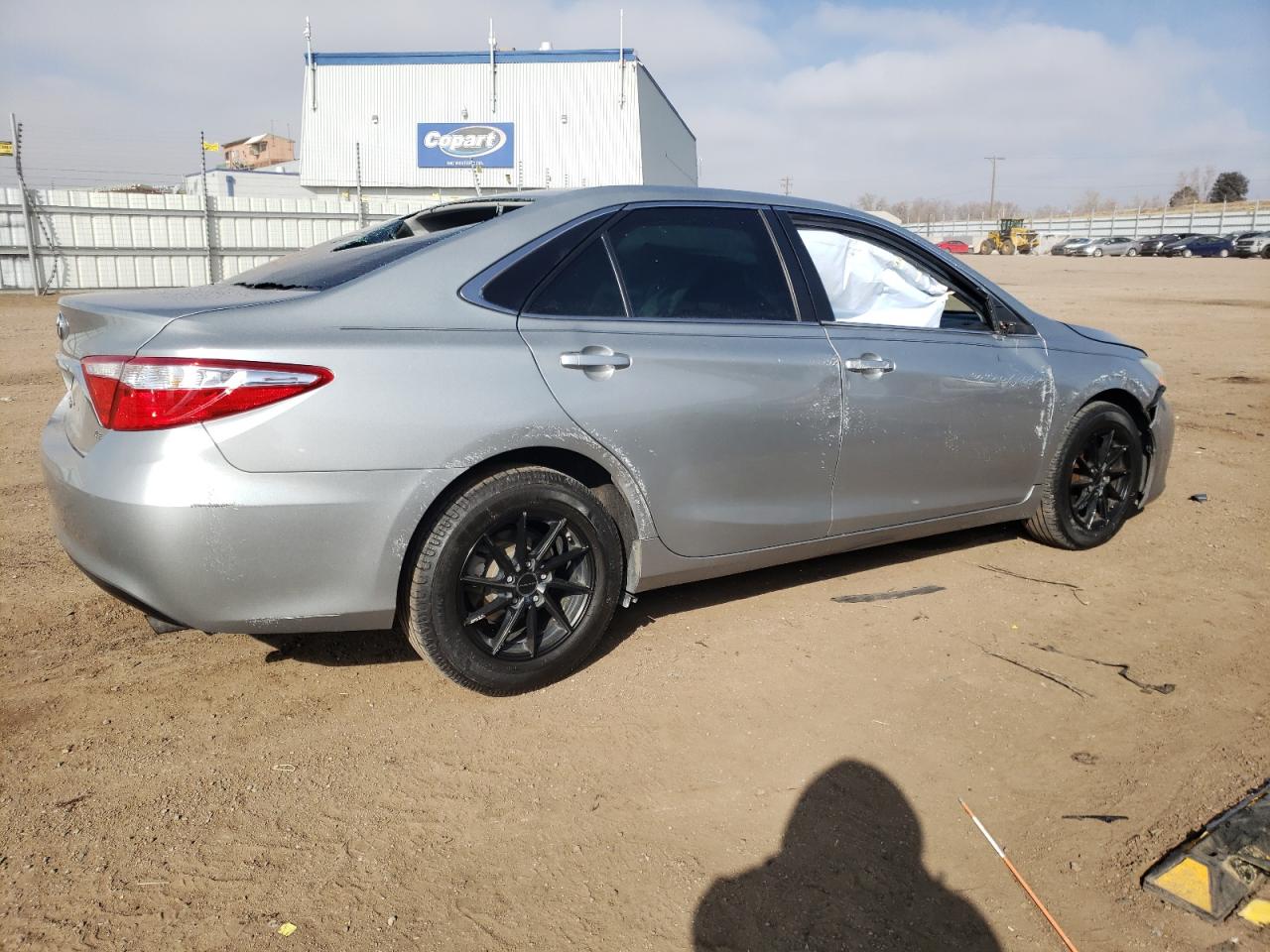 2015 Toyota Camry - Image 3