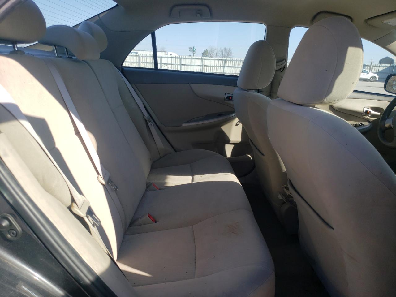 2010 Toyota Corolla - Image 10