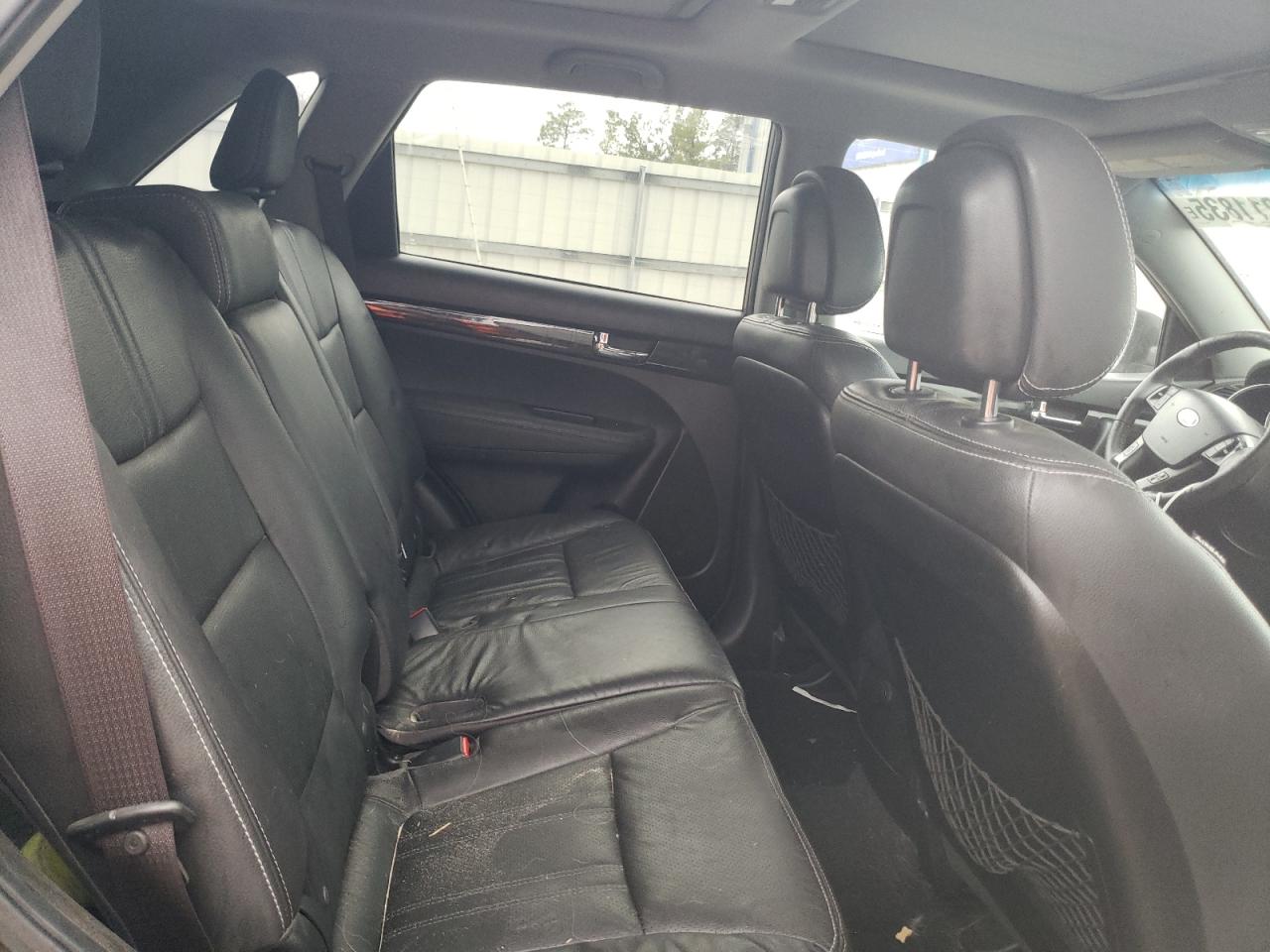 2013 Kia Sorento - Image 11