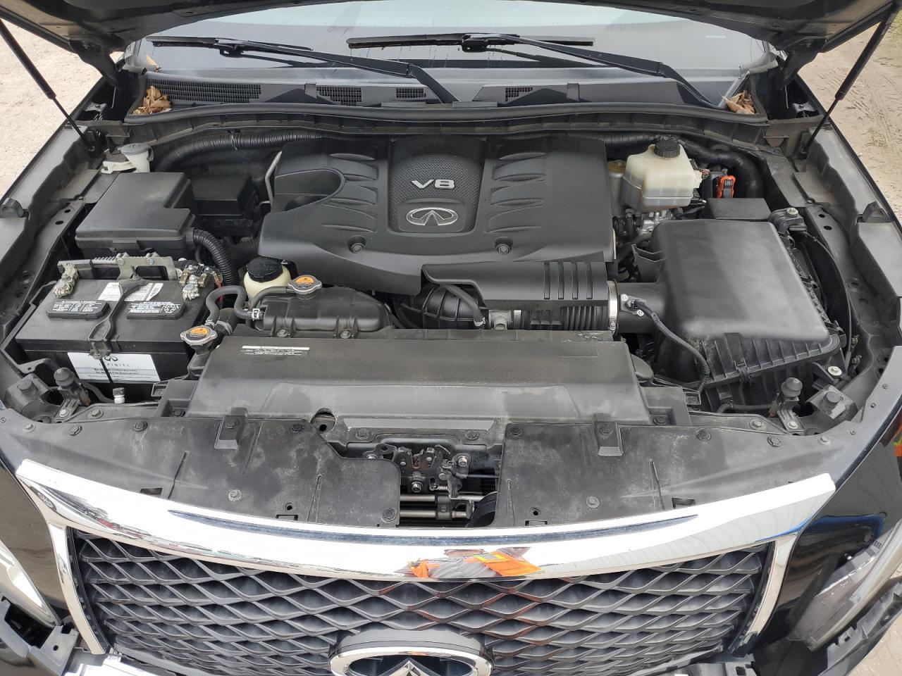 2016 Infiniti QX80 - Image 13
