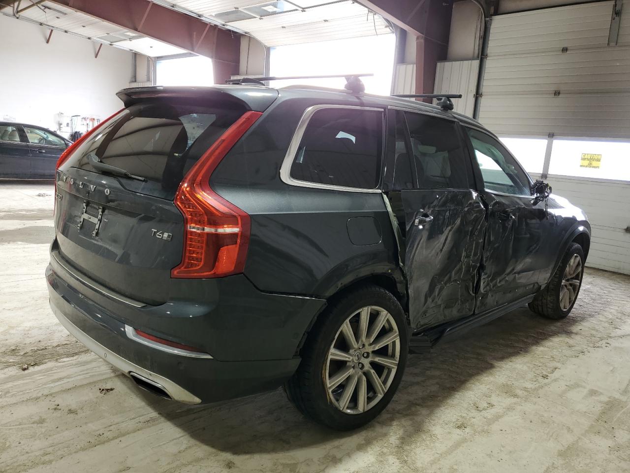2017 Volvo XC90 - Image 3
