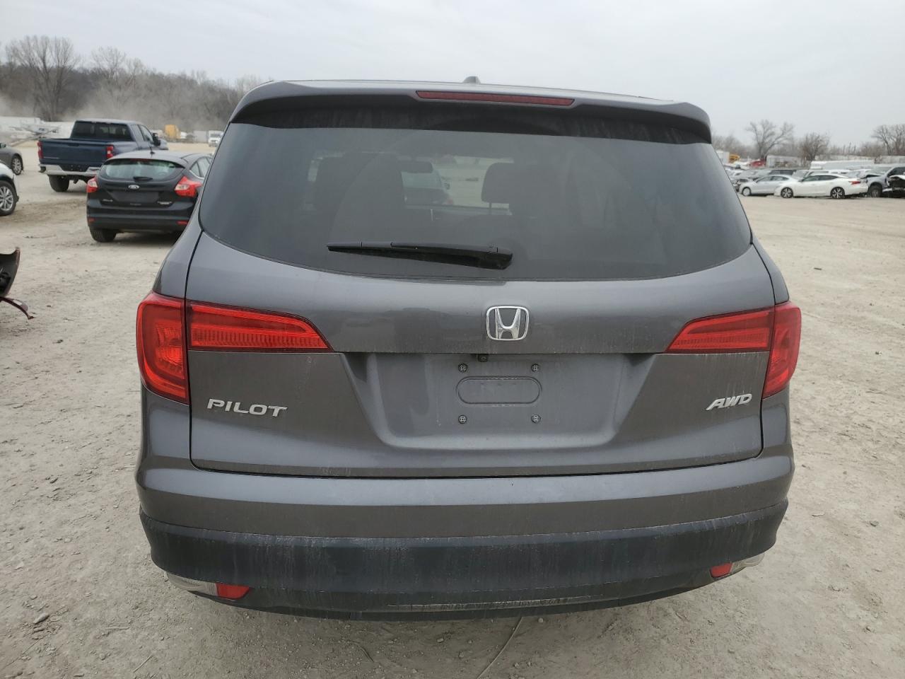 2017 Honda Pilot - Image 6