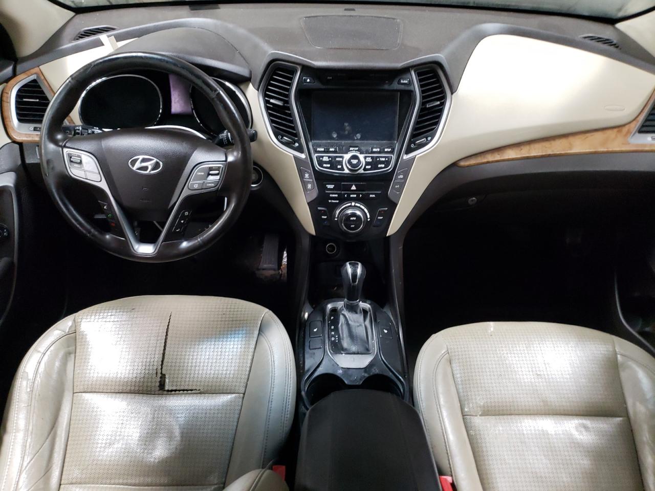 2013 Hyundai Santa Fe - Image 8
