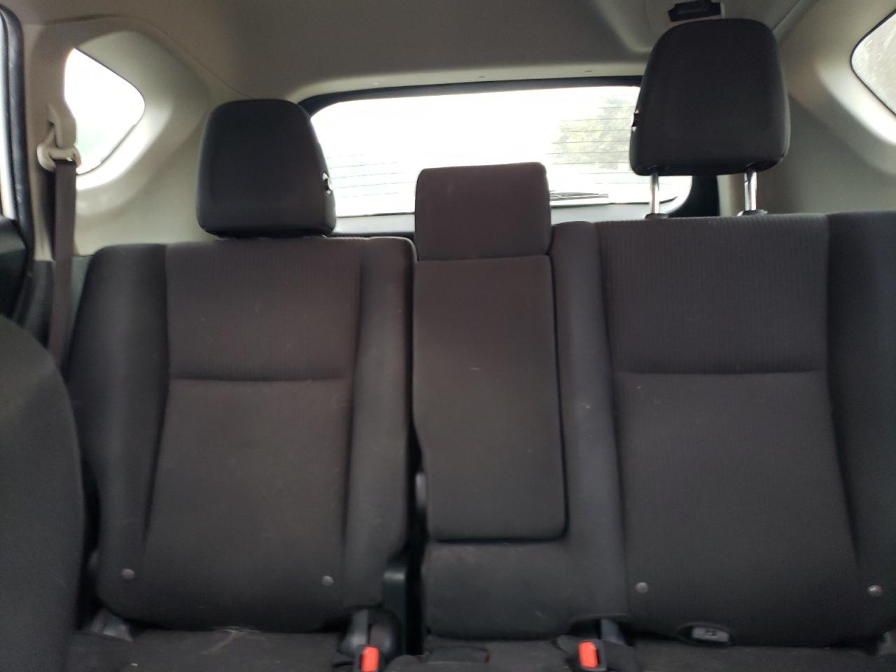 2016 Toyota RAV 4 - Image 10