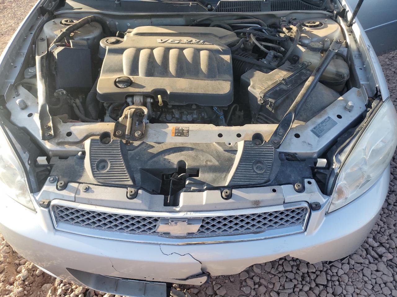 2014 Chevrolet Impala - Image 11