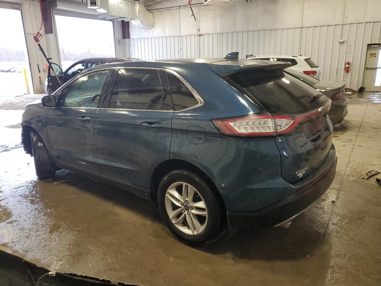 2016 Ford Edge - Image 2