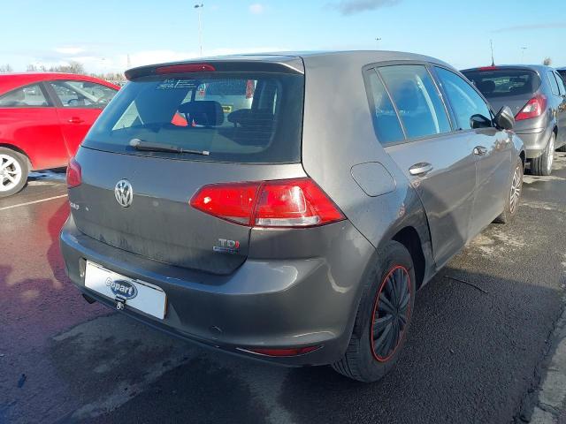 2014 VOLKSWAGEN GOLF S BLU