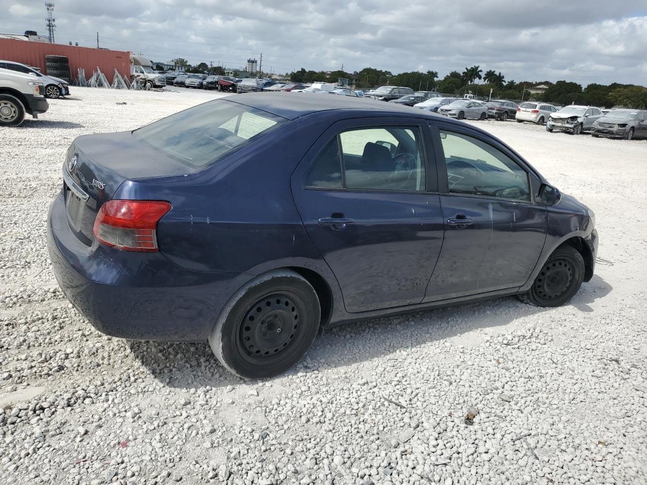 2008 Toyota Yaris - Image 3