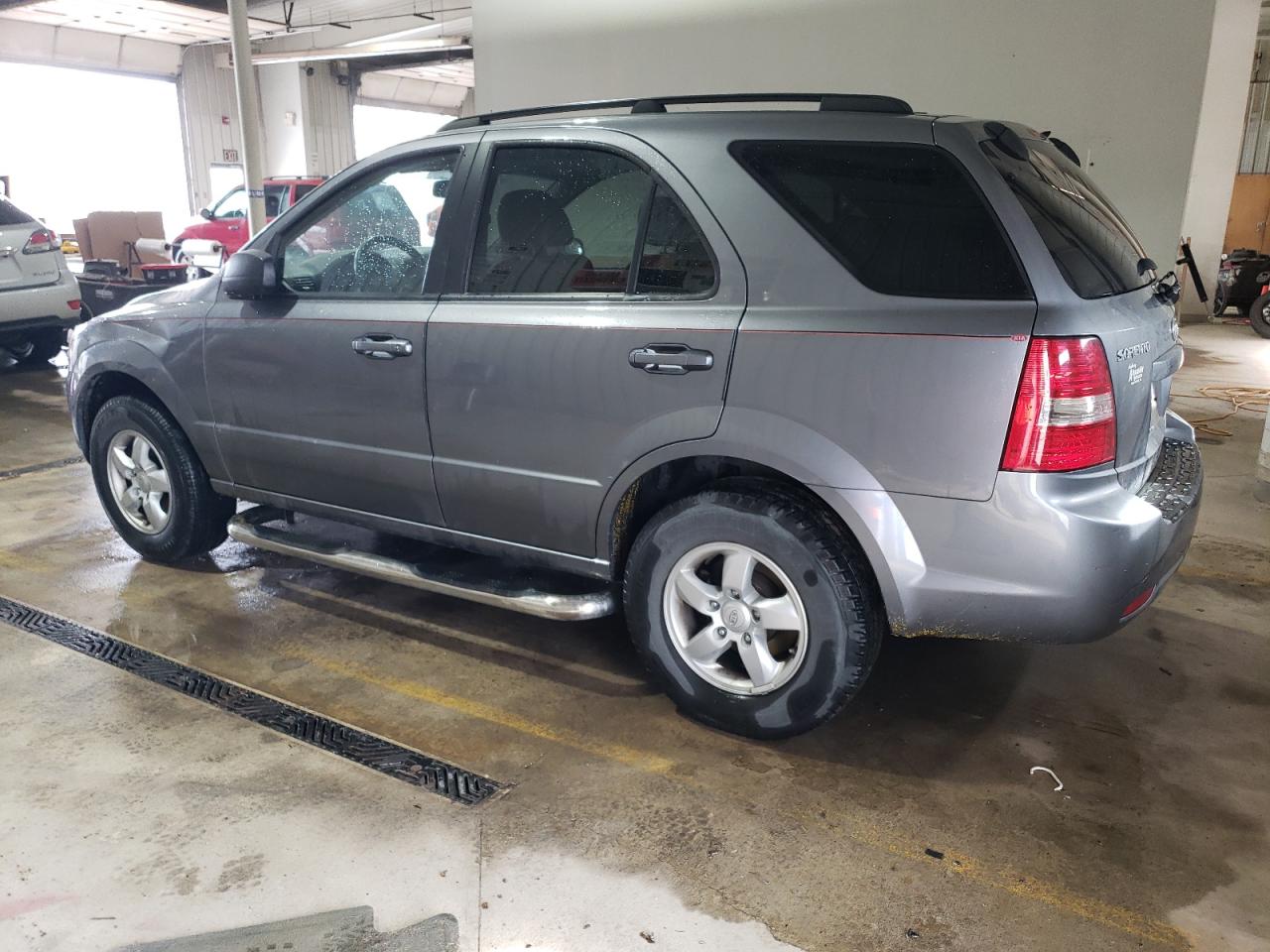 2009 Kia Sorento - Image 2