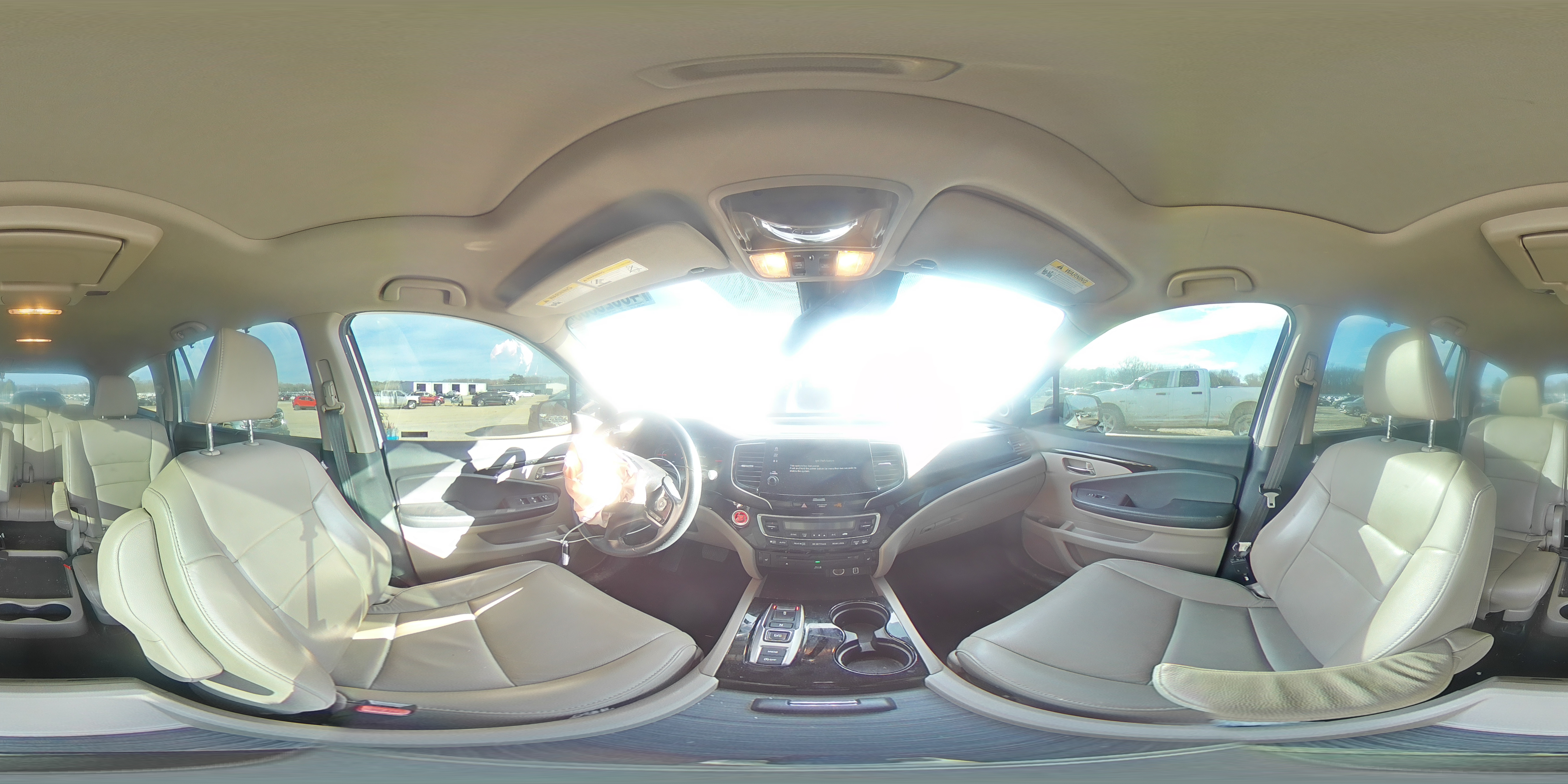 2019 Honda Pilot - Image 14