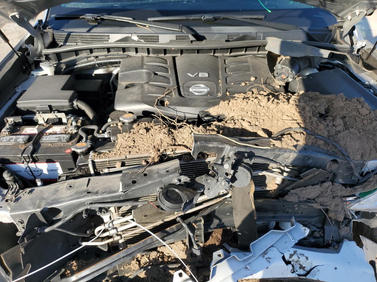 2019 Nissan Armada - Image 12