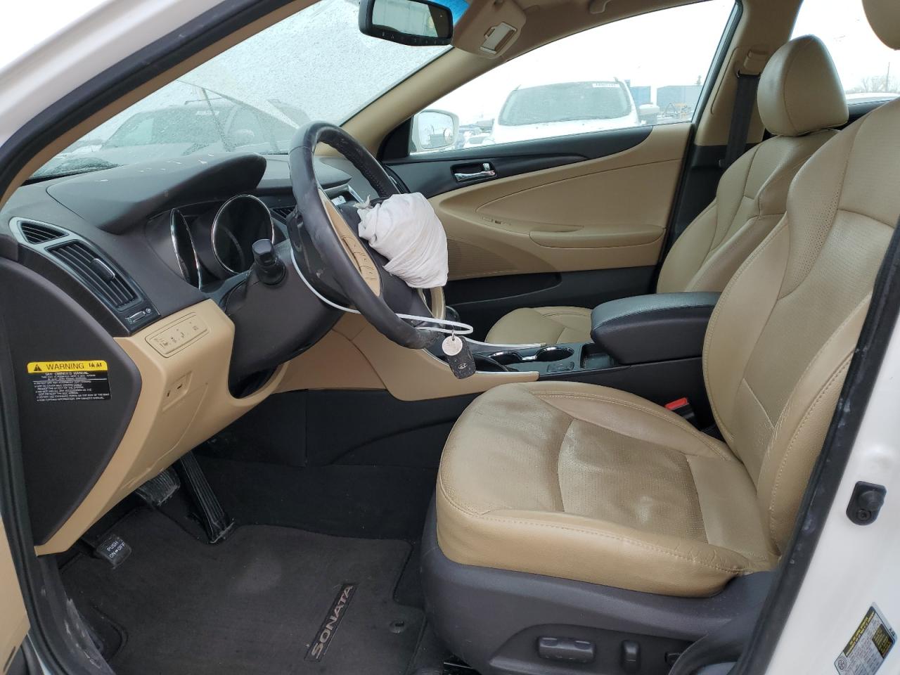 2014 Hyundai Sonata - Image 7