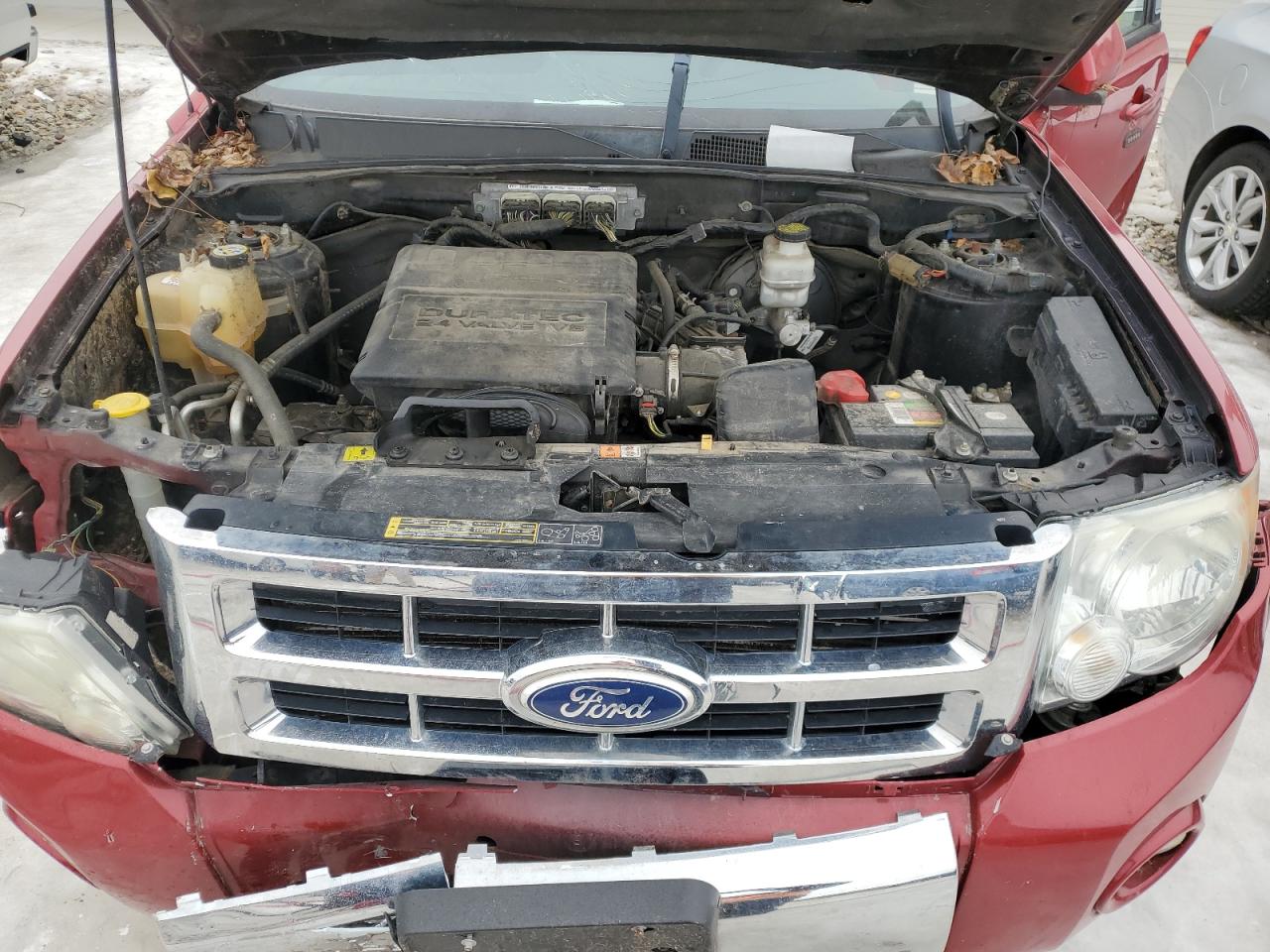 2010 Ford Escape - Image 12
