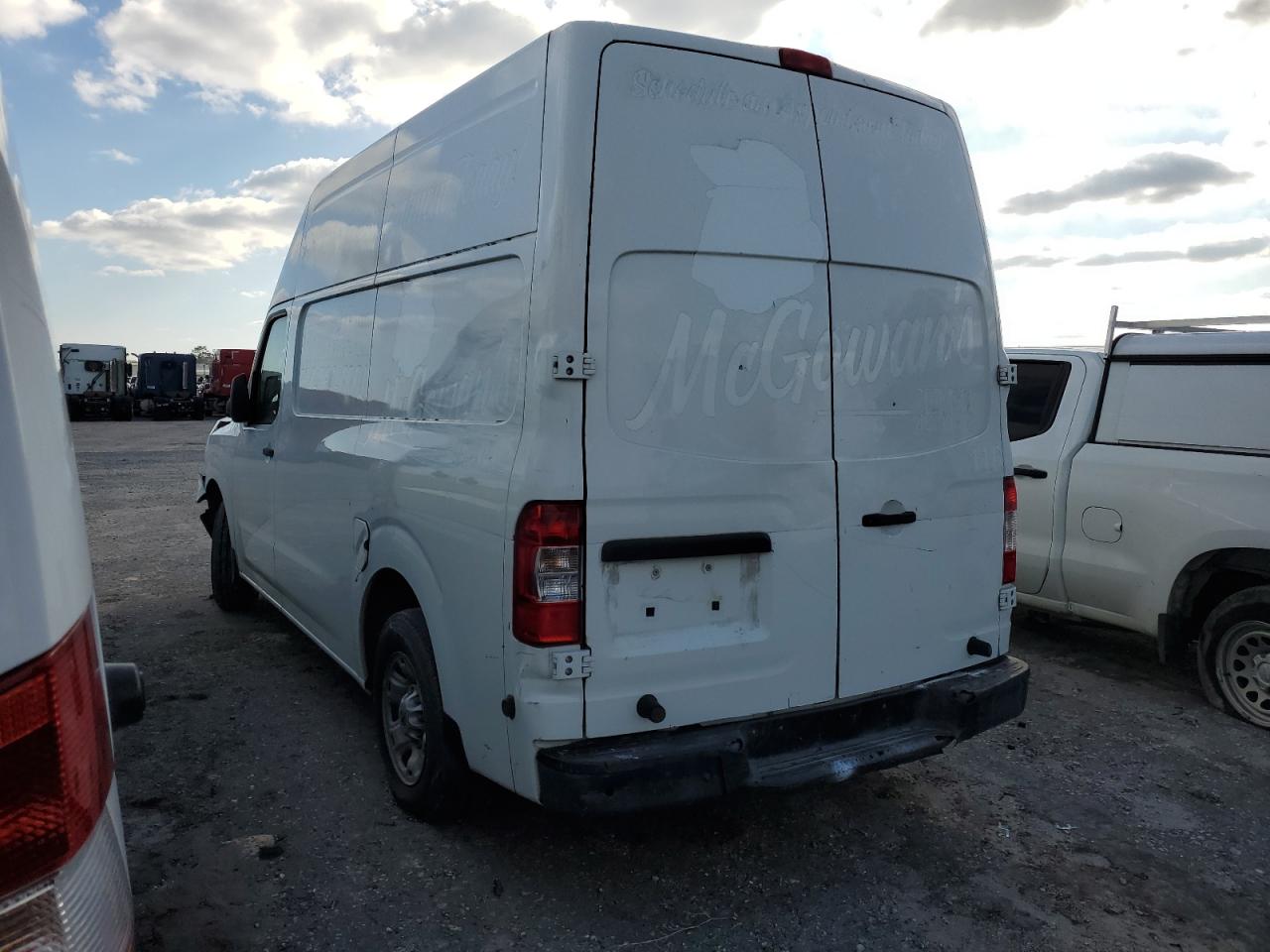 2016 Nissan NV - Image 2