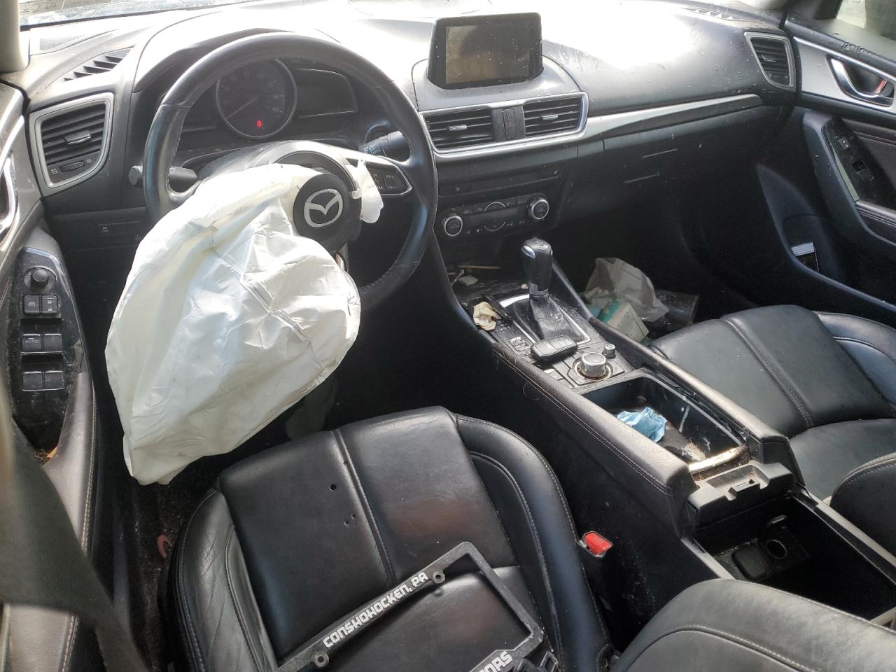 2017 Mazda 3 - Image 8