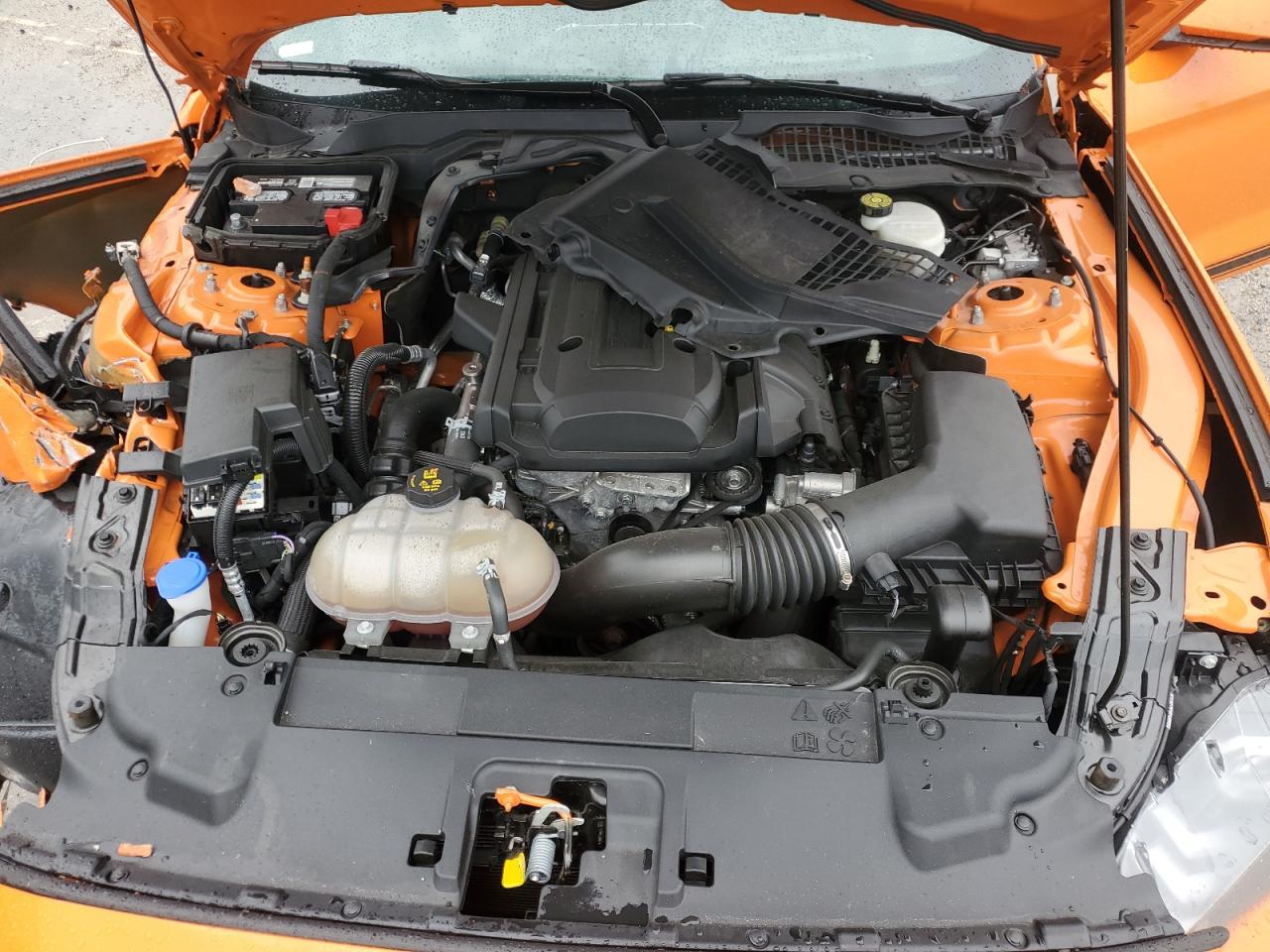 2020 Ford Mustang - Image 12