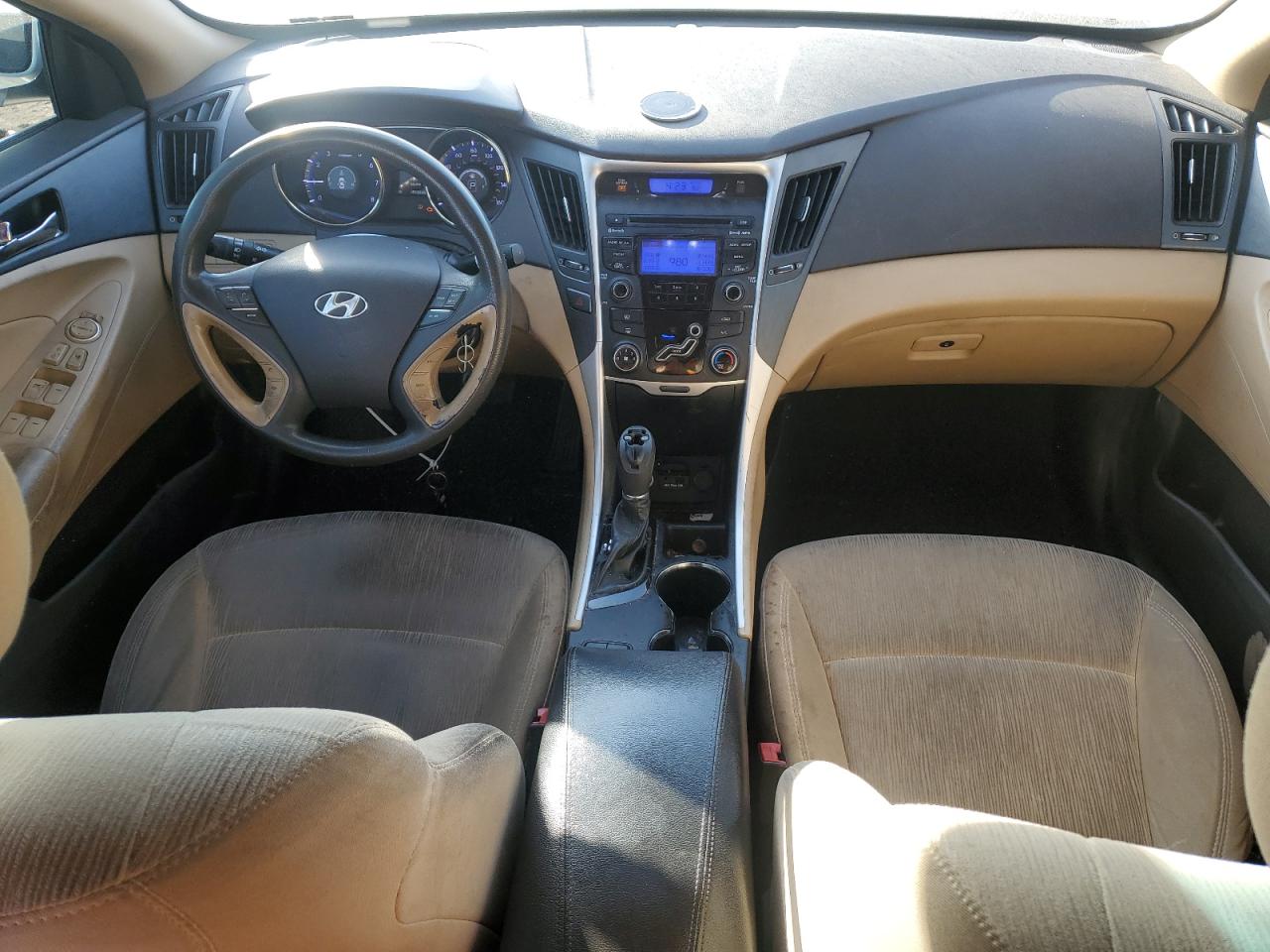 2013 Hyundai Sonata - Image 8