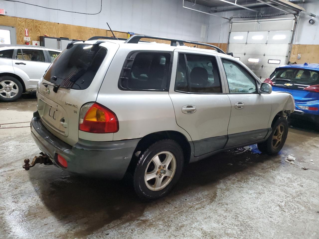 2004 Hyundai Santa Fe - Image 3