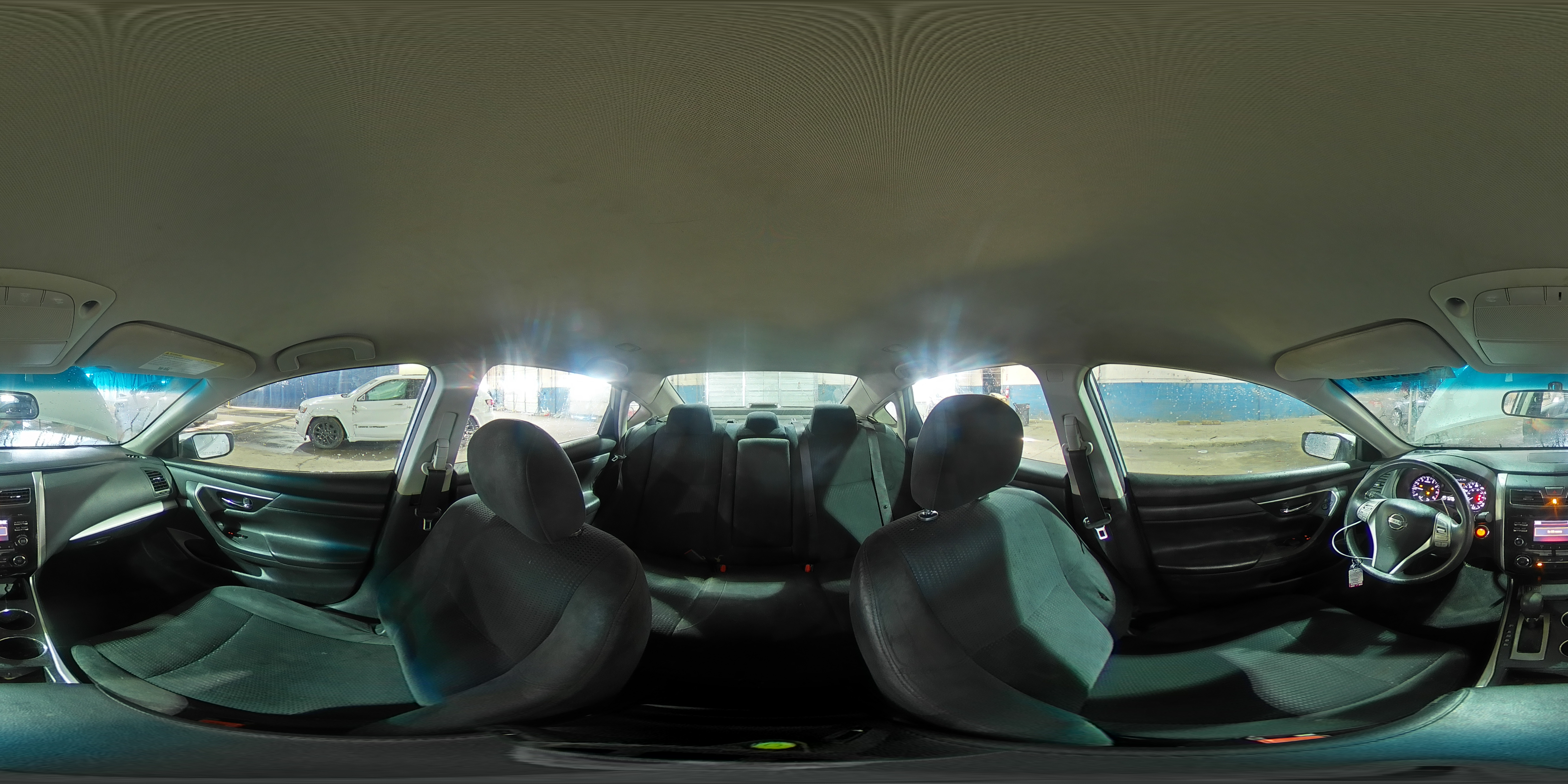 2015 Nissan Altima - Image 14