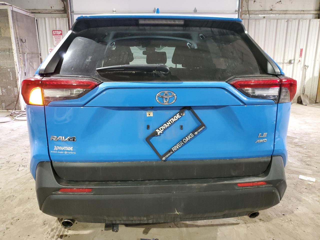 2020 Toyota RAV 4 - Image 6