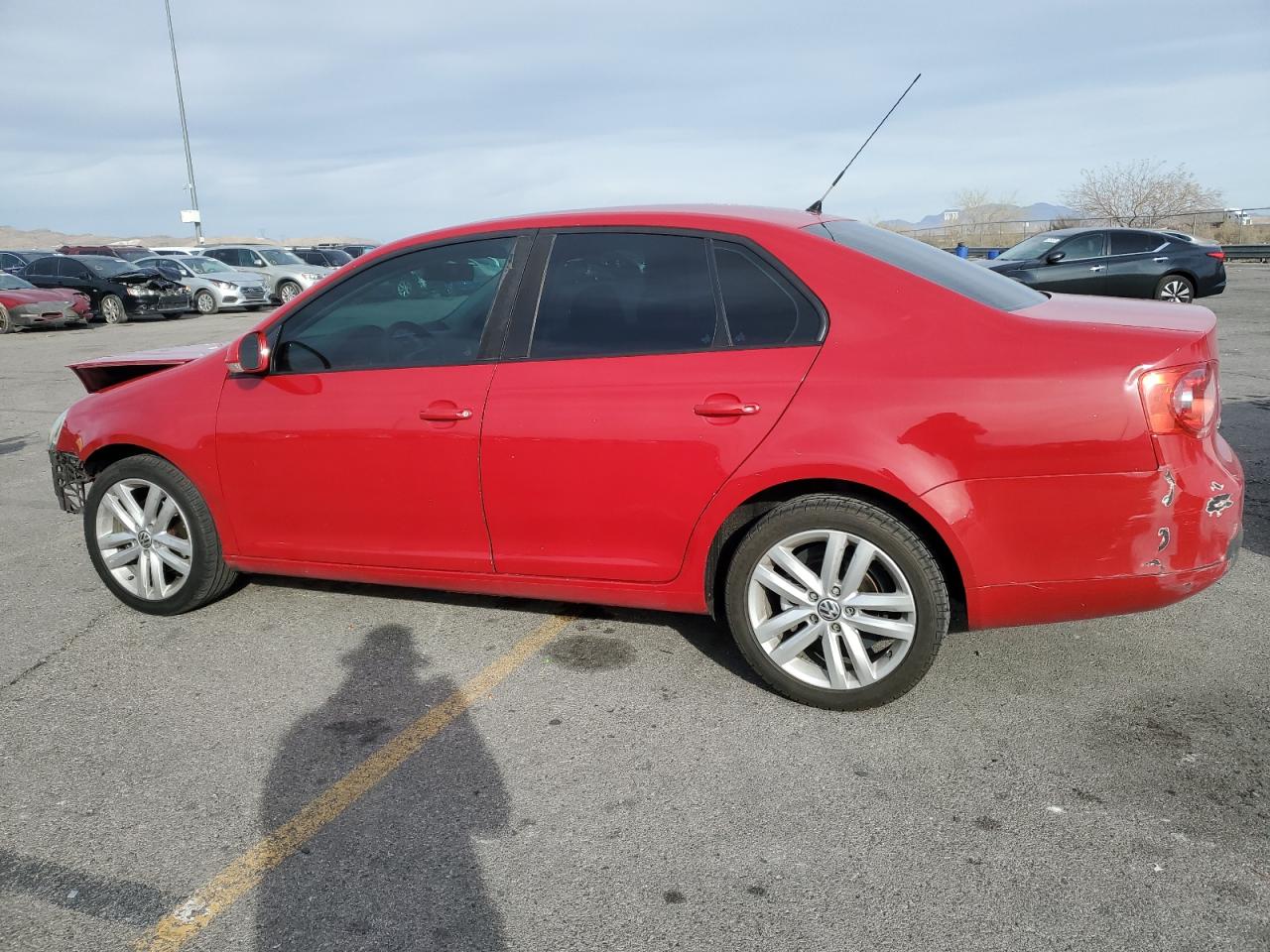 2007 Volkswagen Jetta - Image 2