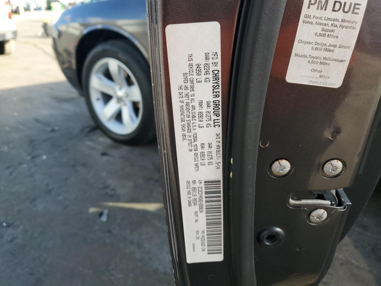 2014 Dodge Challenger - Image 13