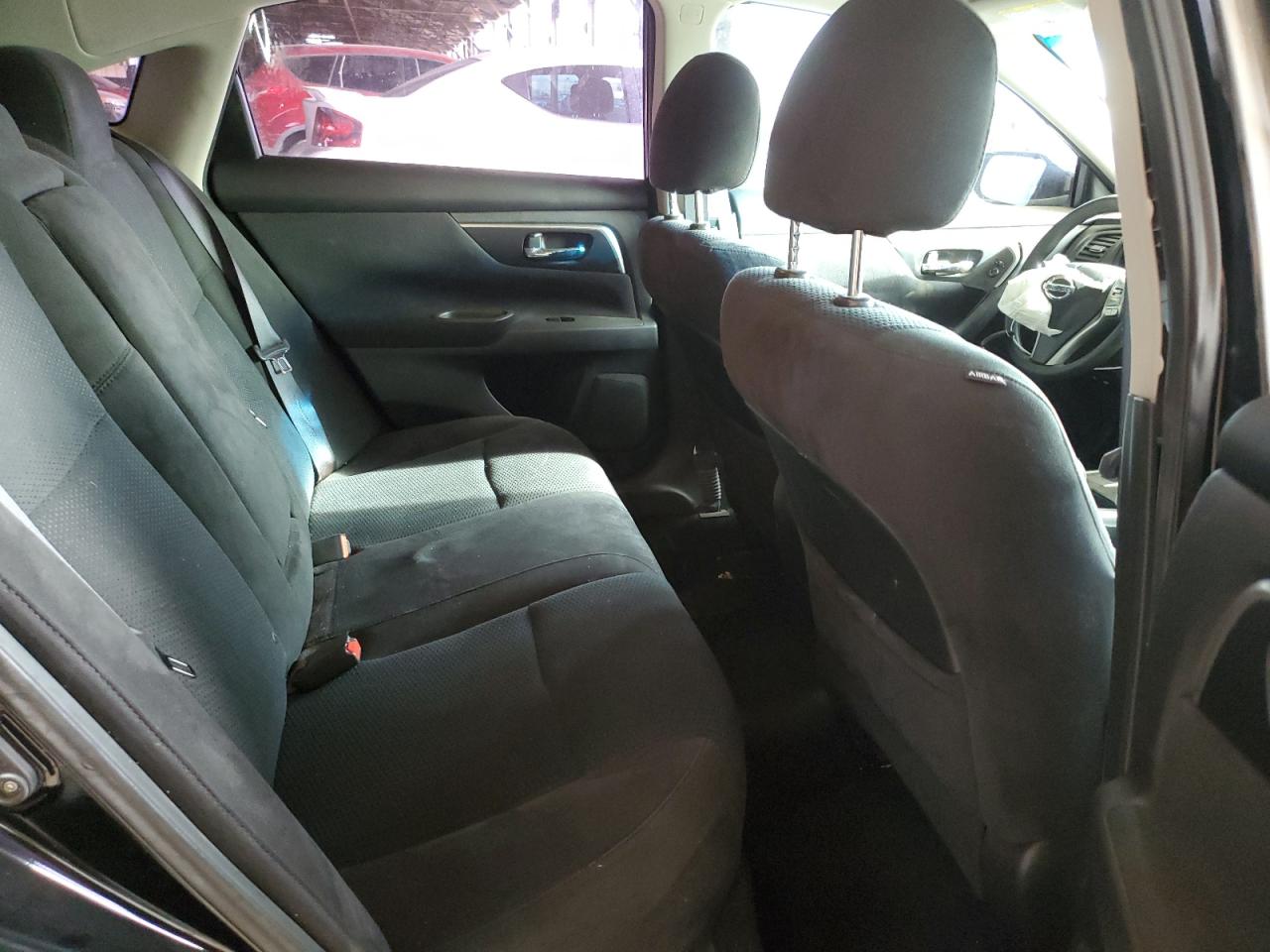2015 Nissan Altima - Image 10