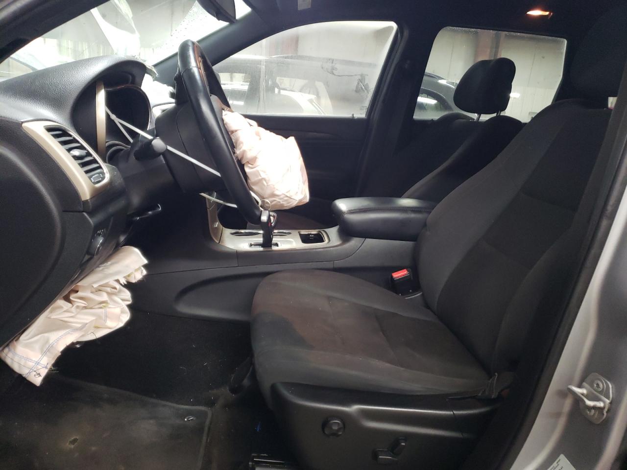 2015 Jeep Grand Cherokee - Image 7