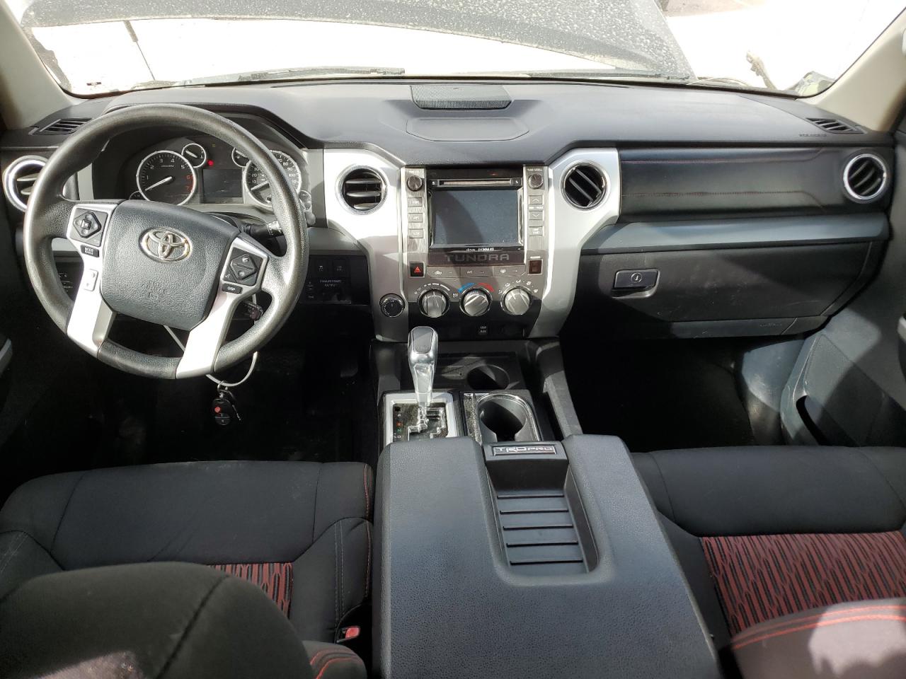 2015 Toyota Tundra - Image 8