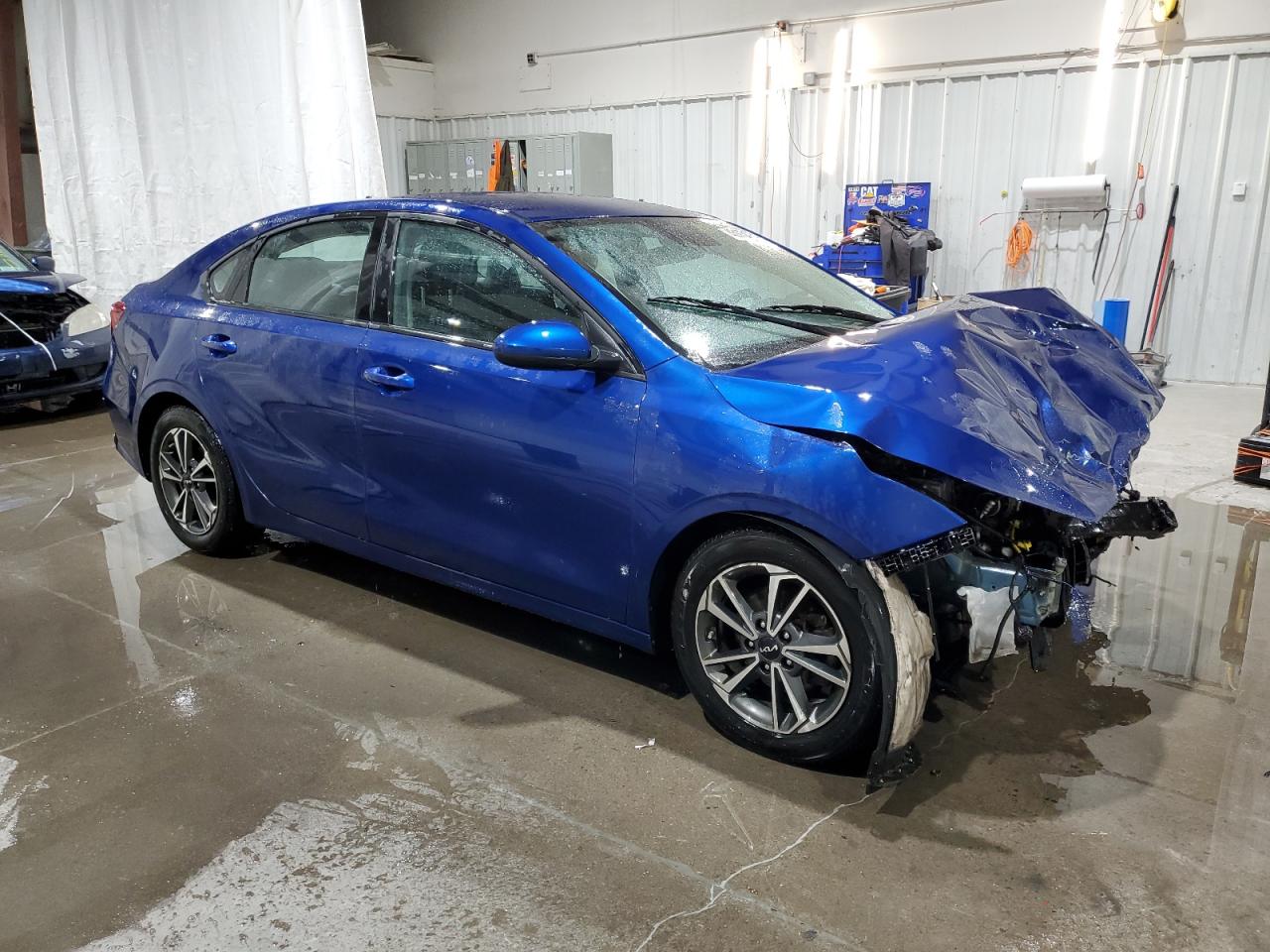 2023 Kia Forte - Image 4