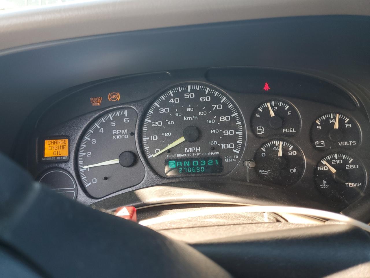 2001 Chevrolet Silverado - Image 9