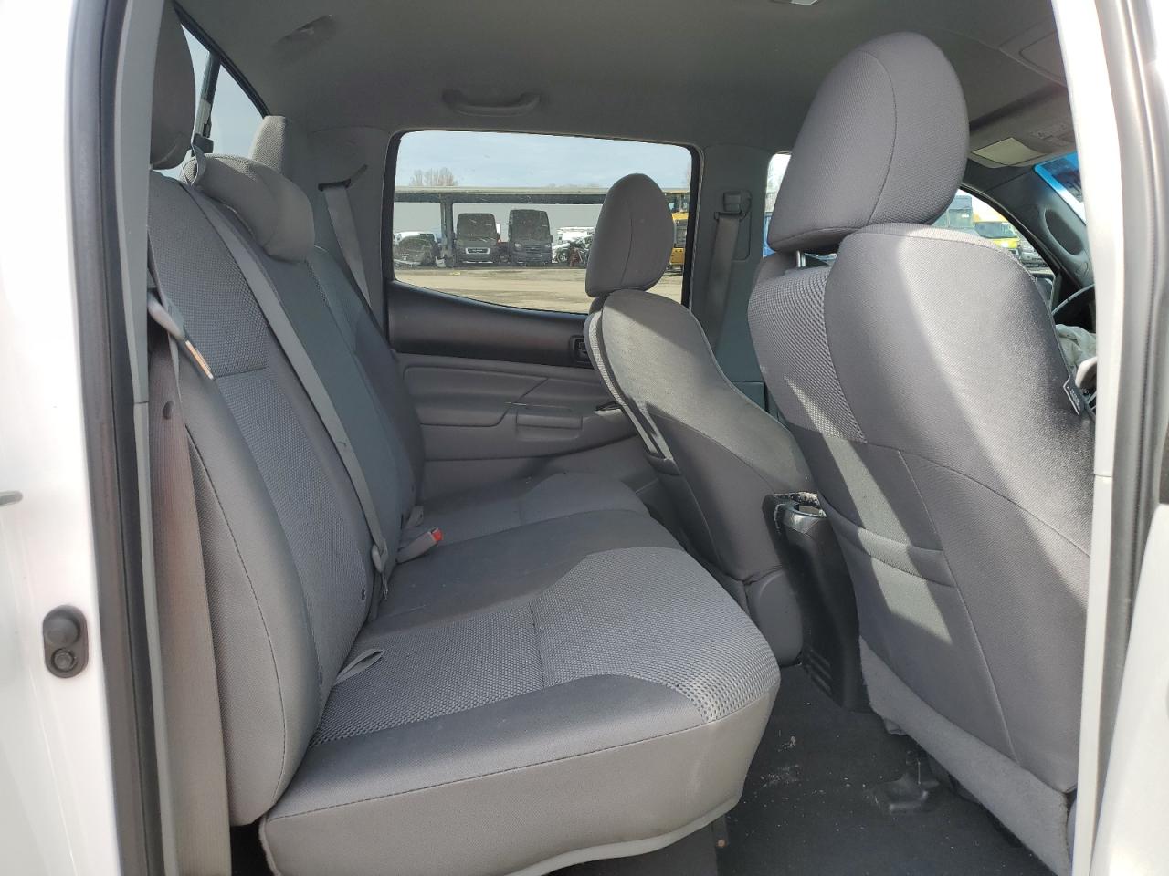 2012 Toyota Tacoma - Image 10