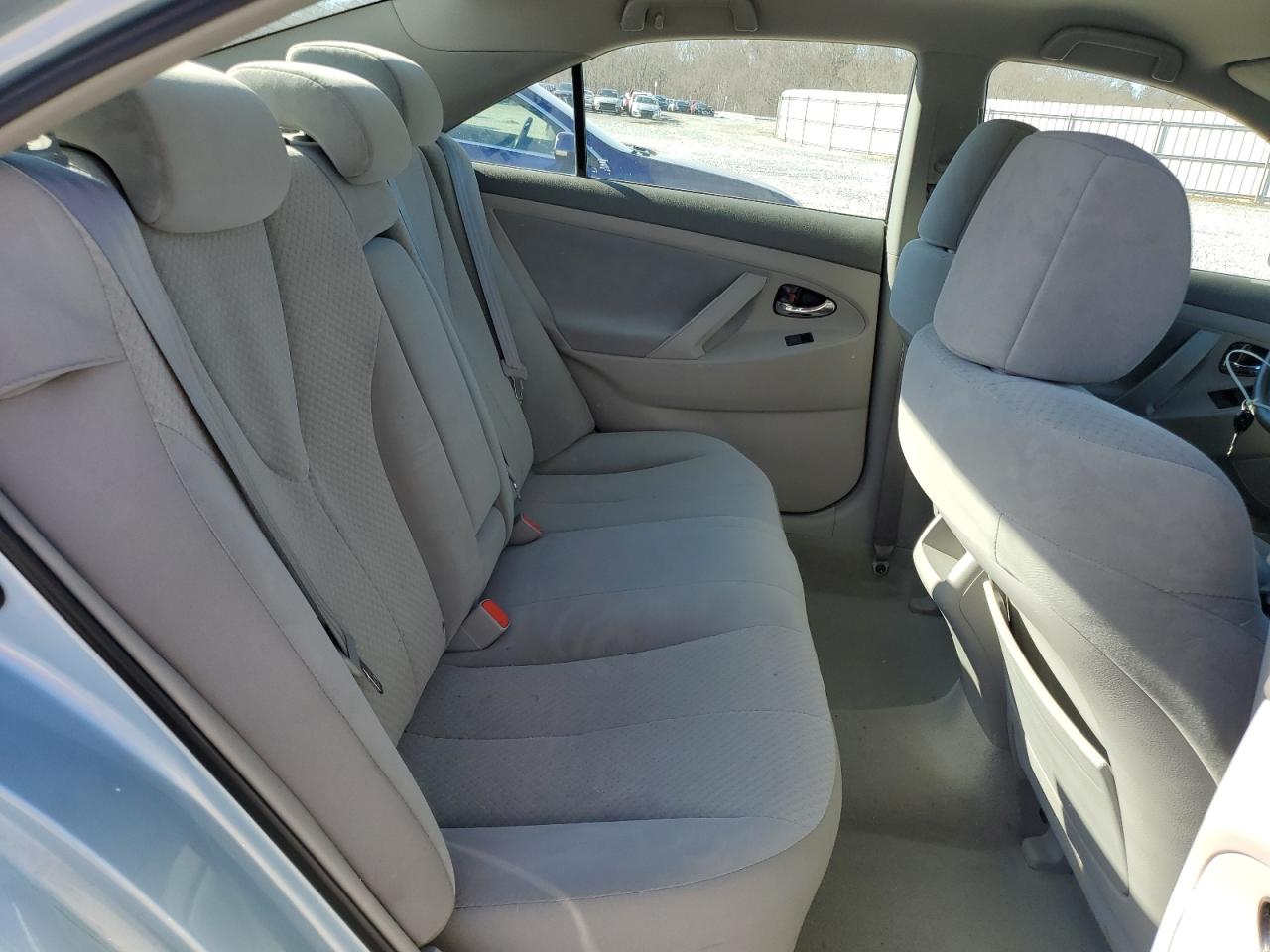 2008 Toyota Camry - Image 10