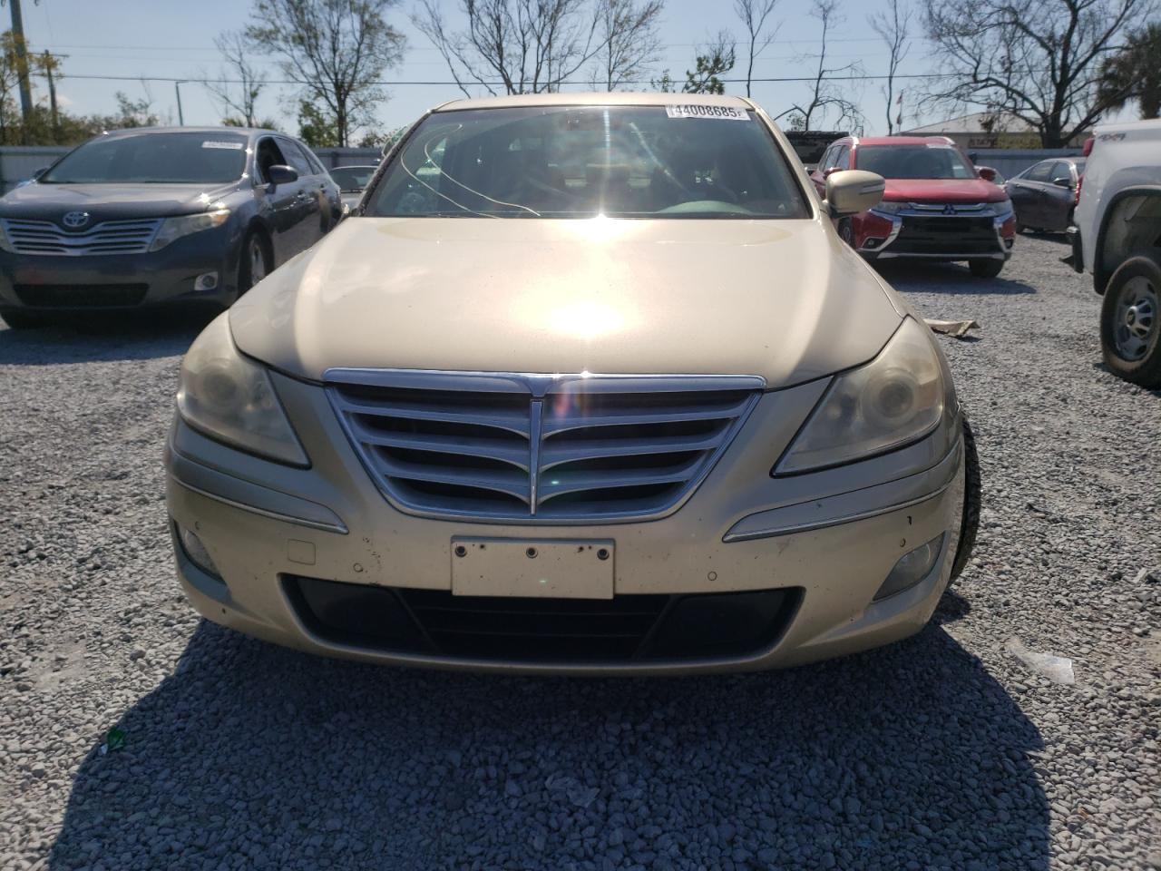 2011 Hyundai Genesis - Image 5