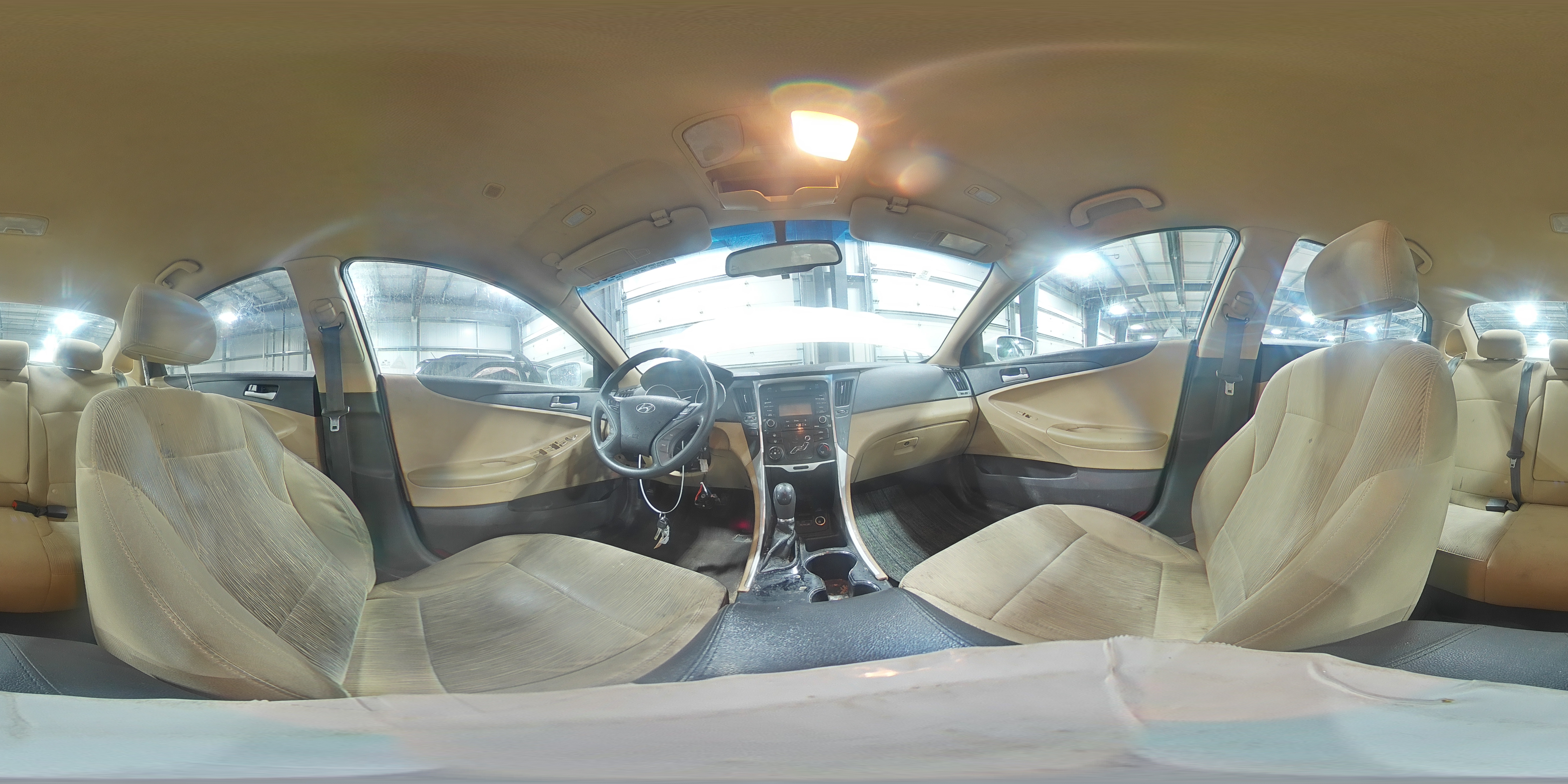 2012 Hyundai Sonata - Image 14