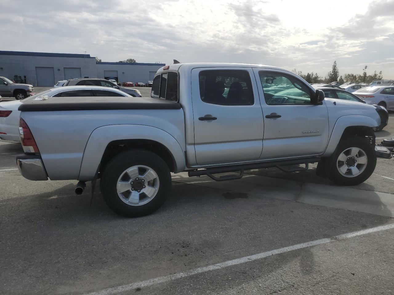 2012 Toyota Tacoma - Image 3