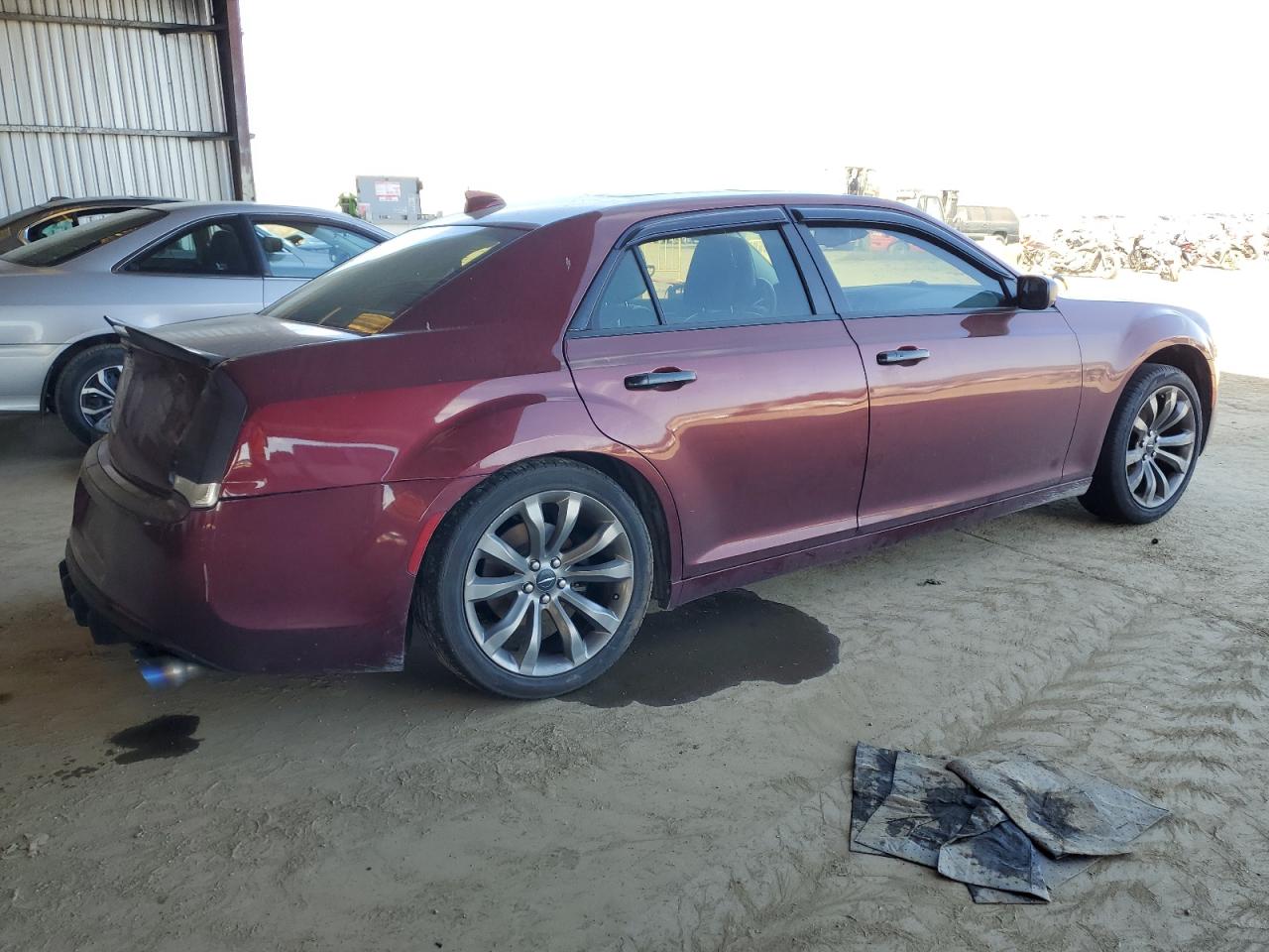 2016 Chrysler 300 - Image 3